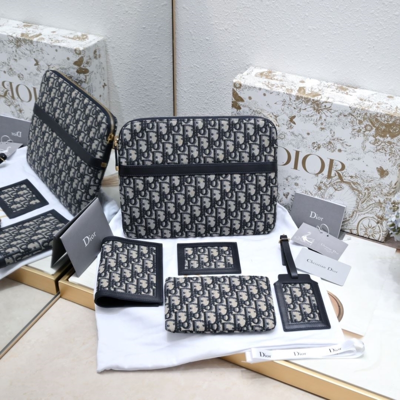 D*or clutch bags